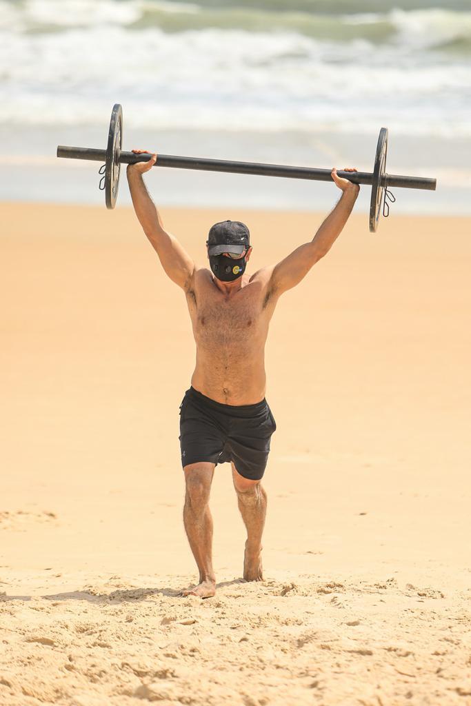 Especialista indica melhores exercícios físicos para o verão