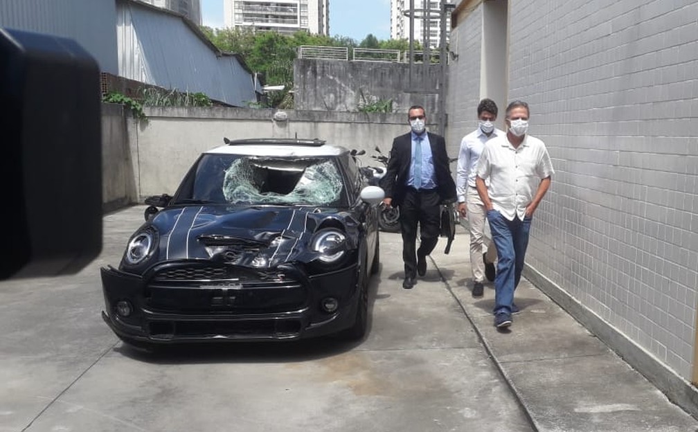 Marcinho, ex-Botafogo, confirma que dirigia o carro que atropelou casal