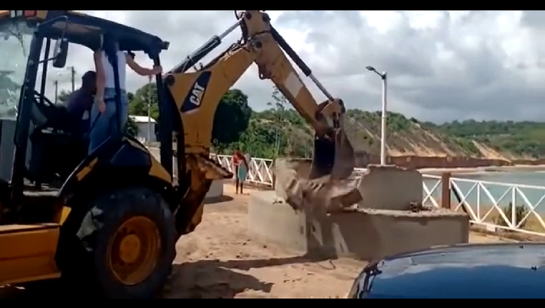 Ministério manda PF apurar destruição de obra em Baía Formosa