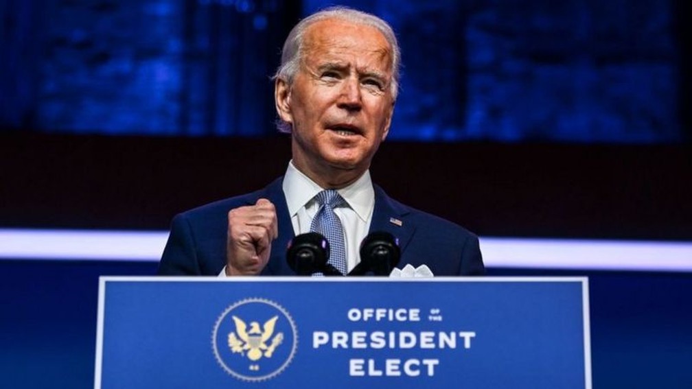 Após dia caótico, Congresso dos EUA ratifica vitória de Biden