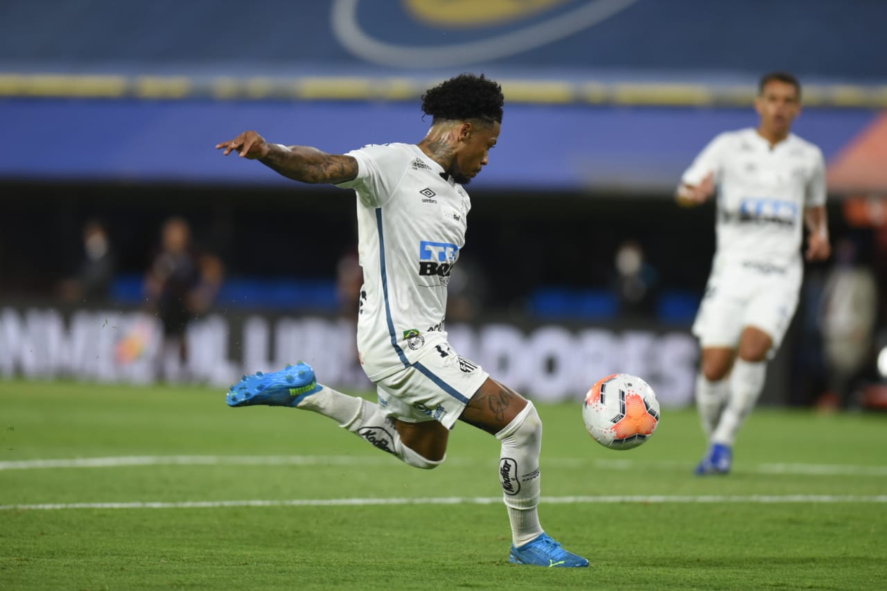 Libertadores: Santos e Boca Juniors empatam sem gols na Bombonera
