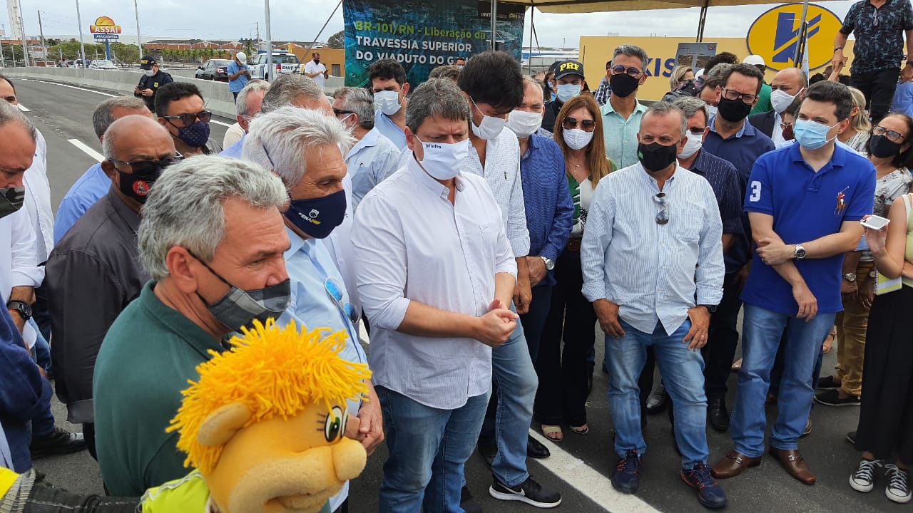 VÍDEO: 1º trecho de obra da Reta Tabajara será liberado em março, diz ministro