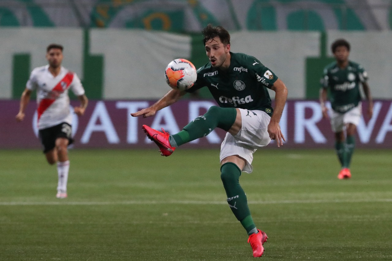 Palmeiras perde para o River, mas volta à final da Libertadores após 20 anos