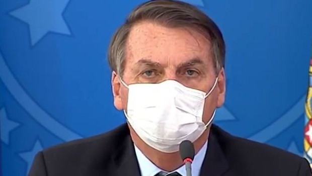 Bolsonaro realiza exames para avaliar últimas cirurgias; veja resultado
