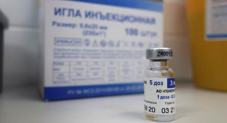 Farmacêutica e Fundo Russo pedem à Anvisa uso emergencial da Sputnik V