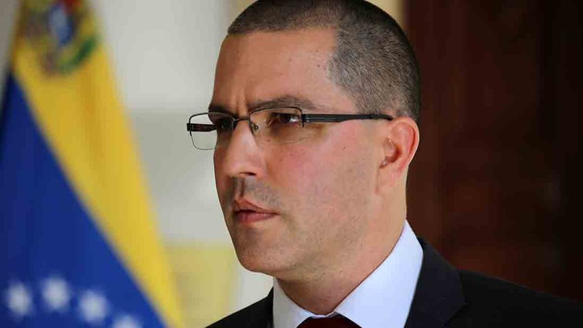 Chanceler da Venezuela diz que país enviará a Manaus 2 caminhões com oxigênio