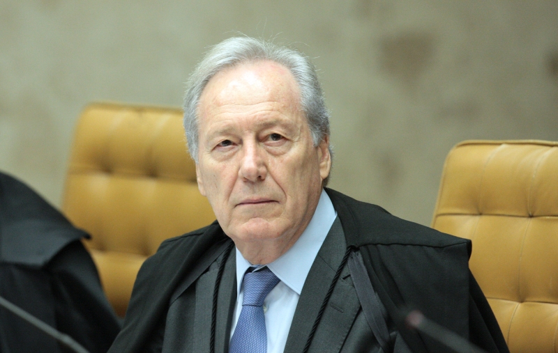 STF determina que governo federal forneça oxigênio e insumos a Manaus
