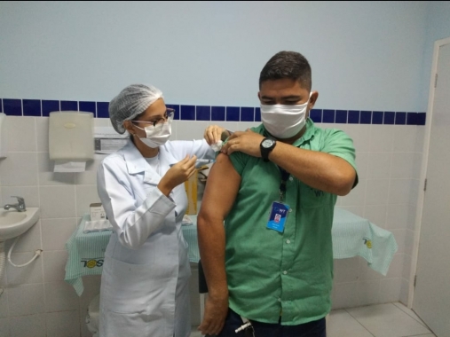 Secretaria de Saúde de Natal abre inscrição para vacinador voluntário