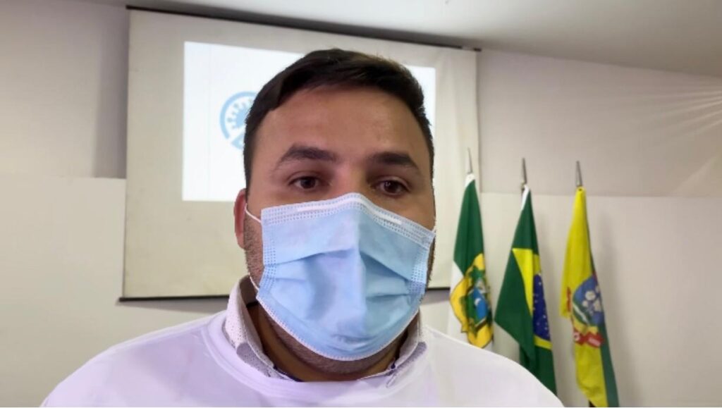 Prefeito do RN vai exonerar quem tomou vacina e postou nas redes sociais