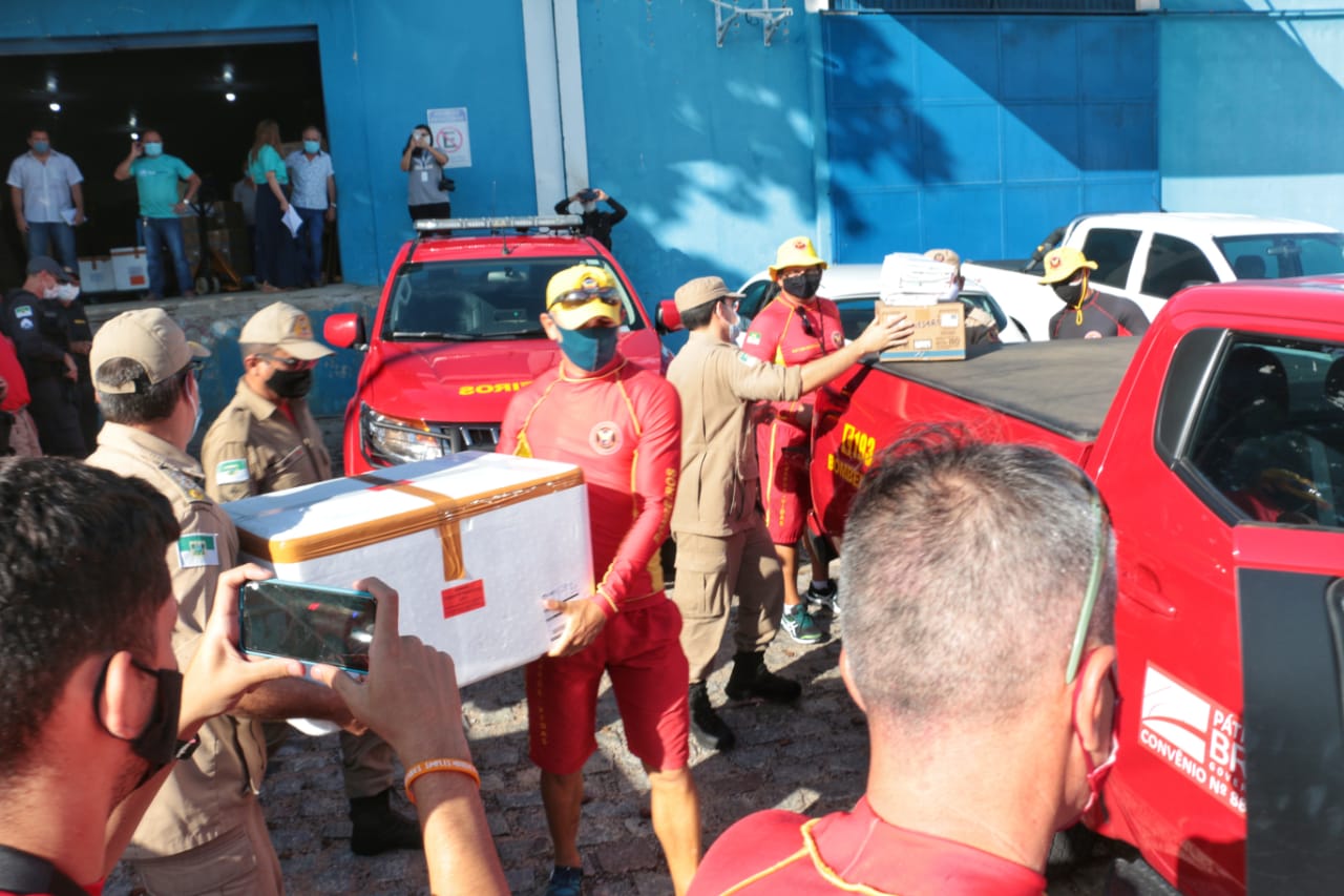 Governo distribui vacinas contra Covid-19 para regionais no RN