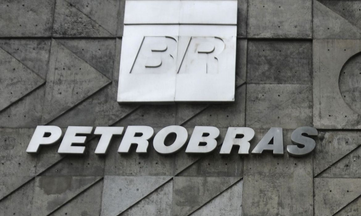 Diretor de Governança da Petrobras deixará cargo em março