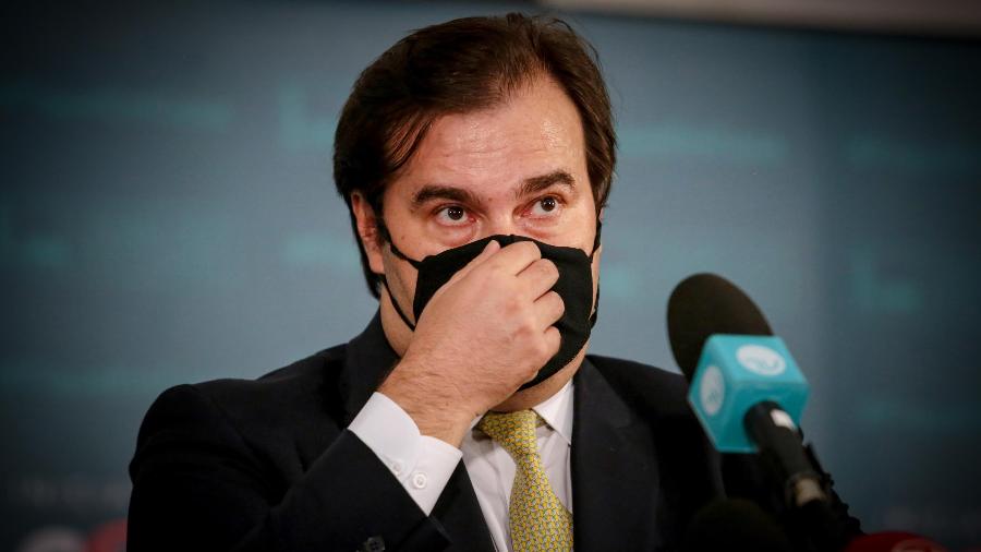 Maia nega que tenha cogitado abrir impeachment de Bolsonaro