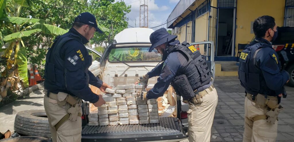 PRF apreende na PB droga avaliada em R$ 7,5 milhões; destino era o RN