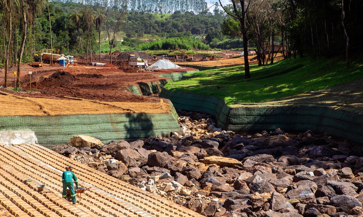 Brumadinho: auxílio pago pela Vale irá virar programa de transferência de renda