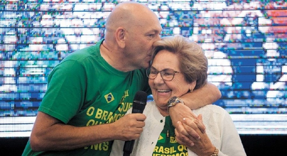 Mãe do dono da Havan morre após ser internada com covid-19