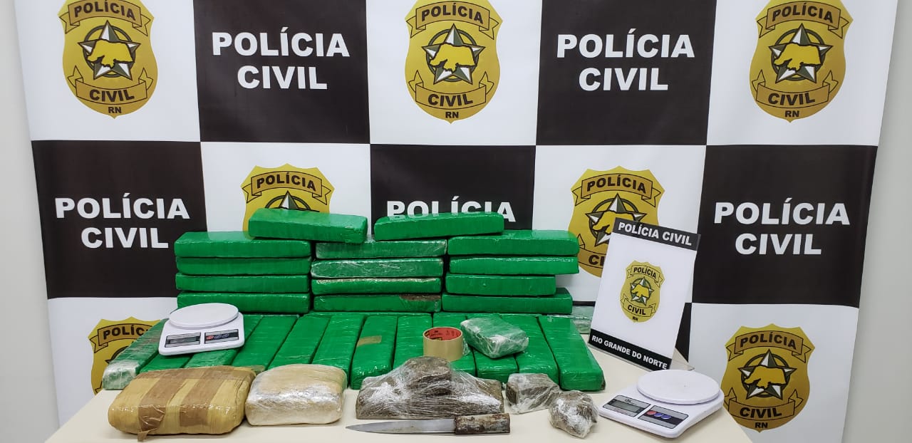 Polícia apreende 30kg de maconha e prende 3 pessoas por tráfico em Natal