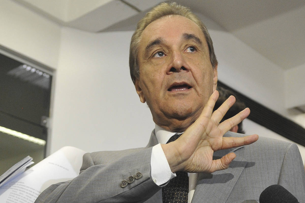 "Próximo Governo terá missão de reerguer RN", diz ex-senador