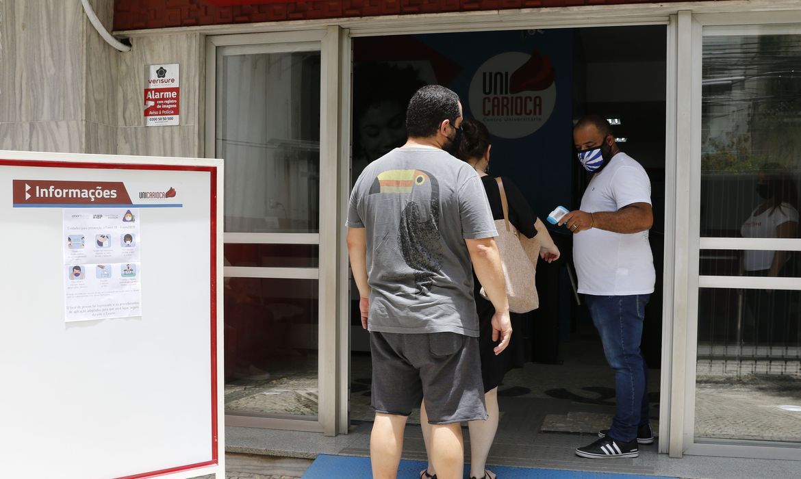 Inep considera aplicação do Enem digital satisfatória; abstenção foi de 71,3%