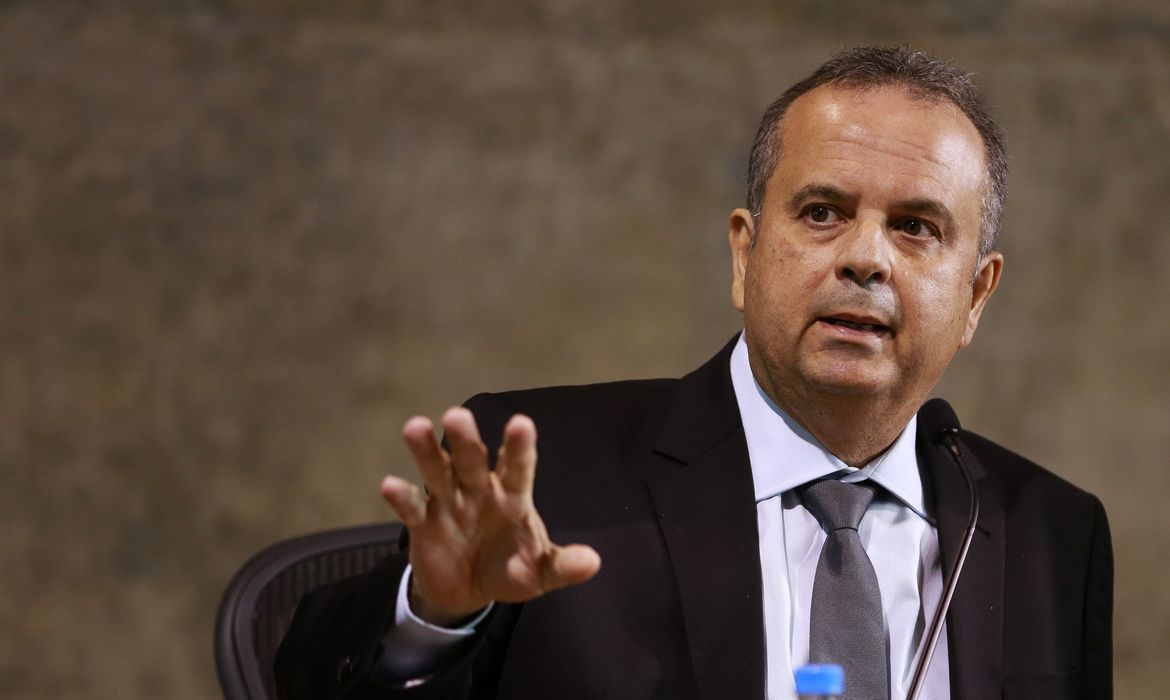 Rogério Marinho, Guedes e Onyx vão definir novo auxílio emergencial