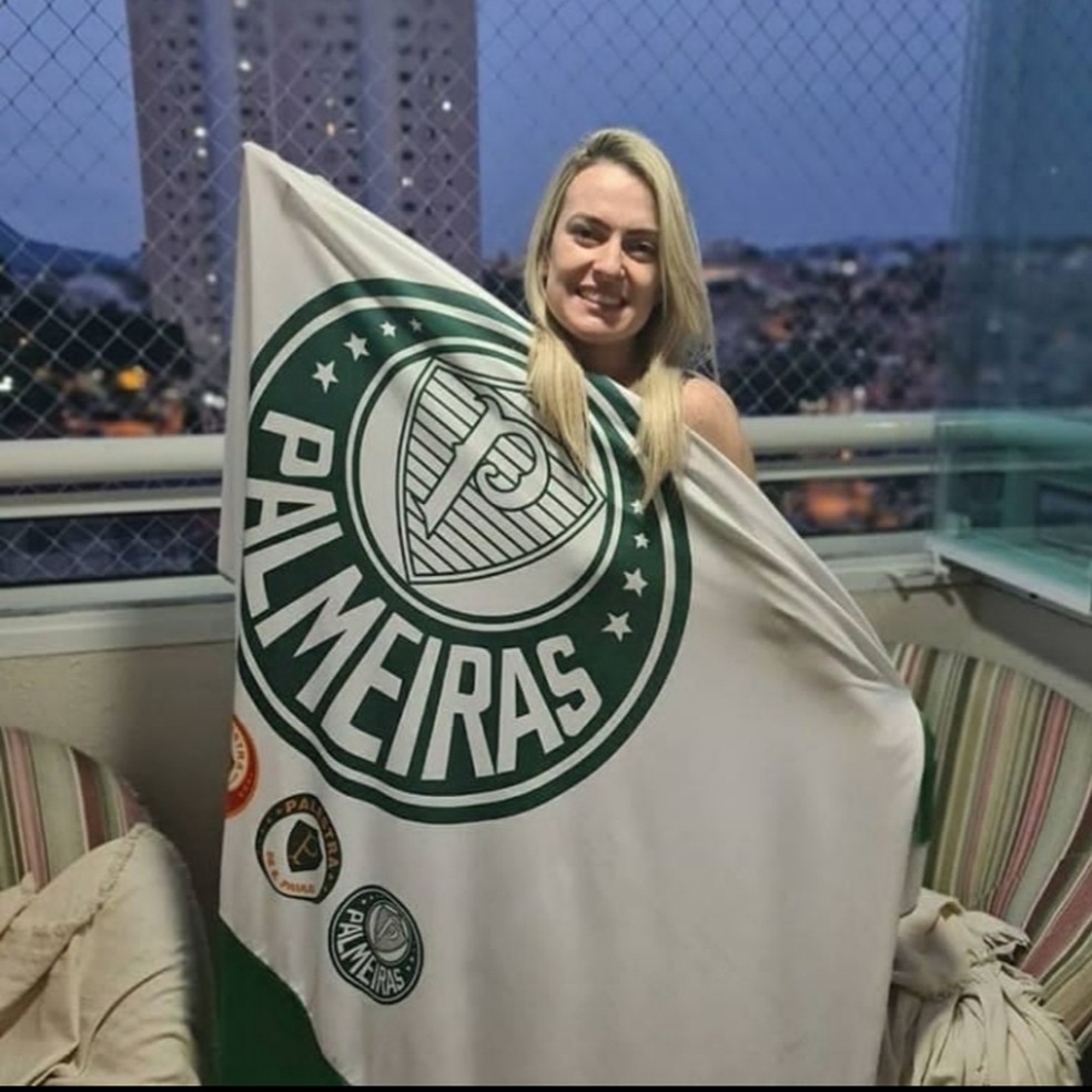 Polícia investiga se sogro furtou carro e joias de nora durante enterro dela