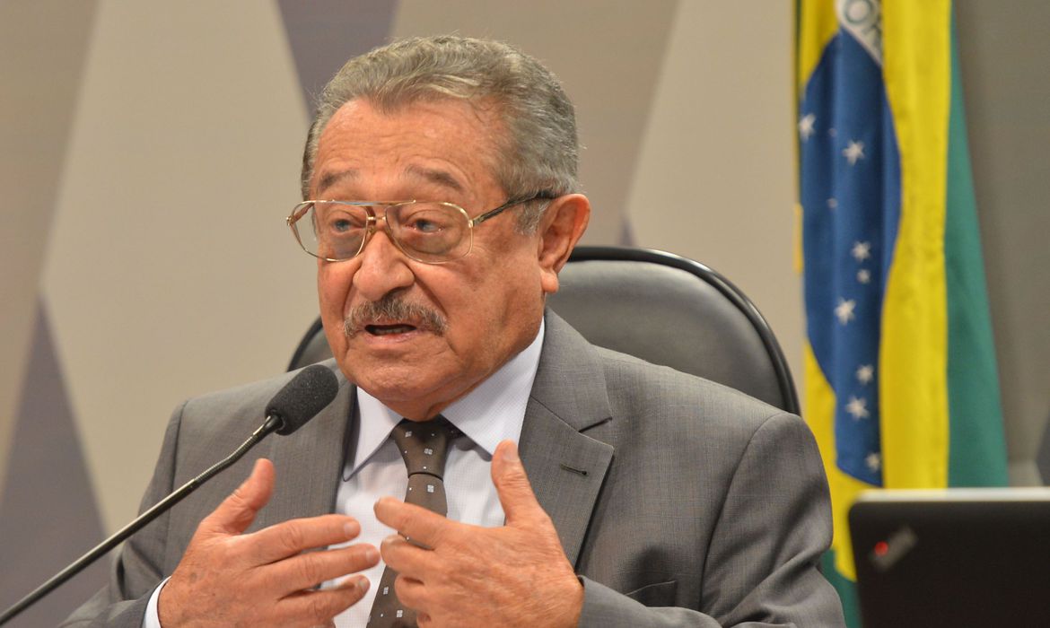 Morte de senador adia instalação da Comissão Mista de Orçamento
