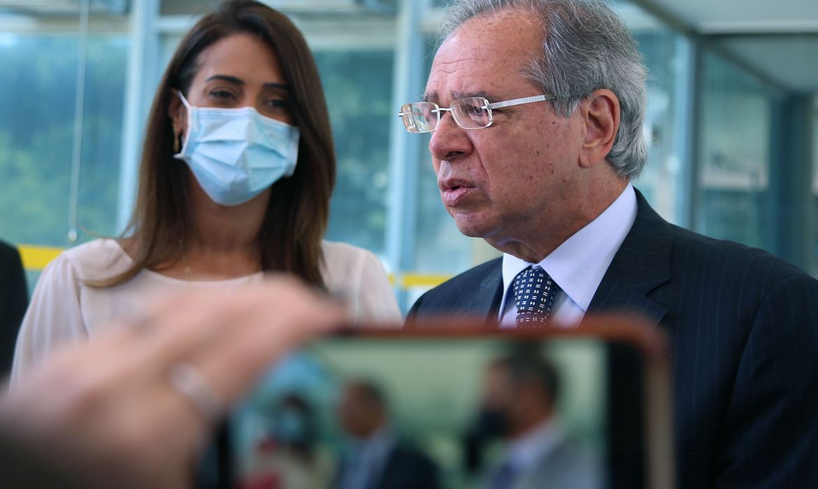 Guedes: gastos com pandemia não podem passar para futuras gerações