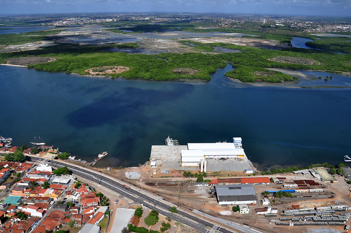 Bolsonaro anuncia estudos para privatizar Terminal Pesqueiro de Natal