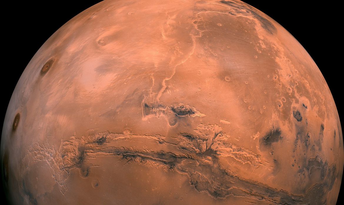 Sonda espacial chinesa envia à Terra primeiras imagens da órbita de Marte