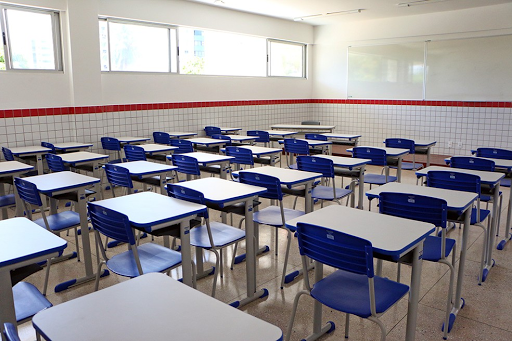 Sindicato questiona na Justiça retorno presencial de professores no RN