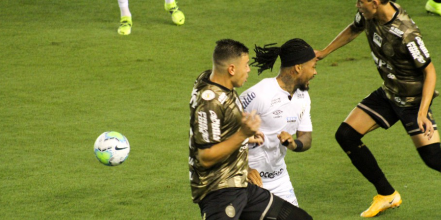 Brasileirão: Santos vence, sonha com Libertadores e rebaixa o Coritiba