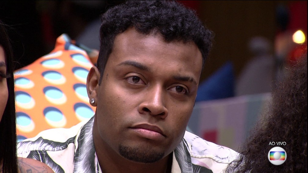 Eliminado do BBB21, Nego Di aponta Karol Conká como manipuladora