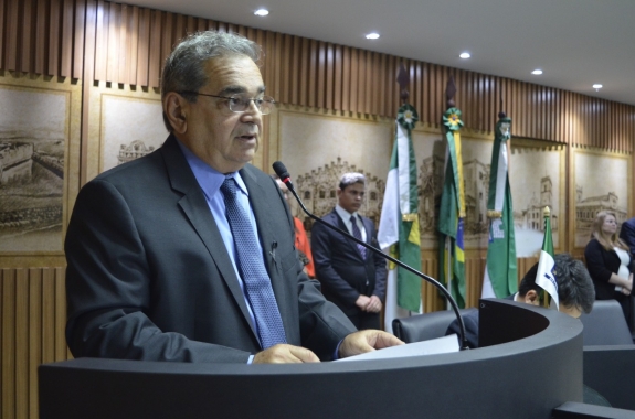 Prefeito de Natal faz hoje leitura da mensagem anual na Câmara