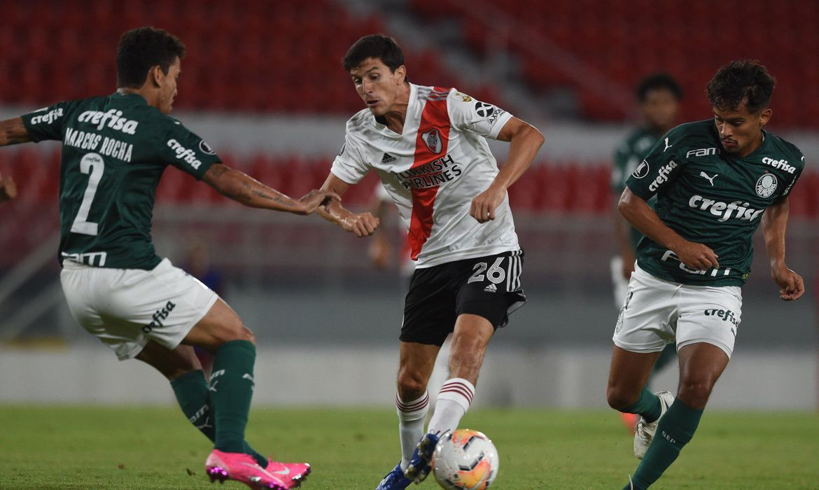 Atlético Mineiro confirma acerto com craque ex-River Plate