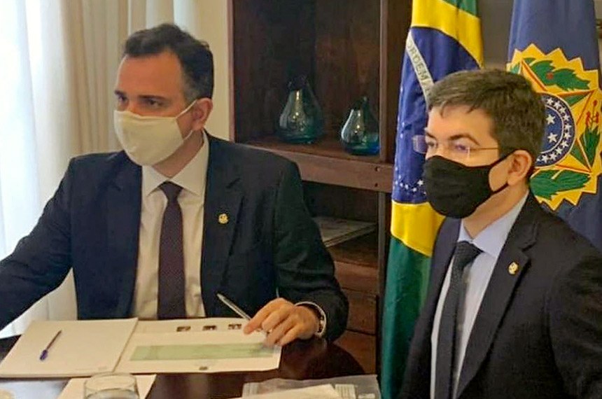 Senadores articulam para que Brasil tenha vacinas da Pfizer e da Janssen