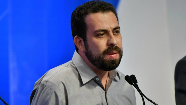 Boulos apoia ataques de comentarista da Globo contra Henkel e Web detona