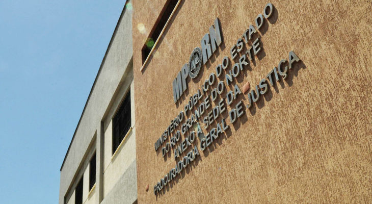 MPRN prende mãe suspeita de levar filhas para serem abusadas na Grande Natal