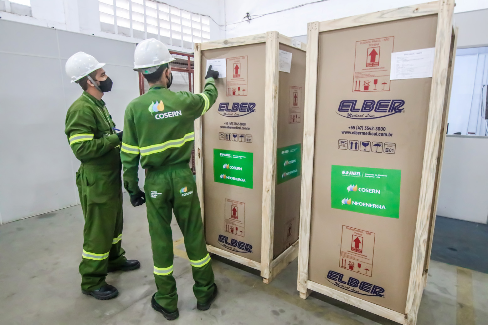 Cosern entrega 97 refrigeradores para vacinas ao Governo e Prefeituras do RN