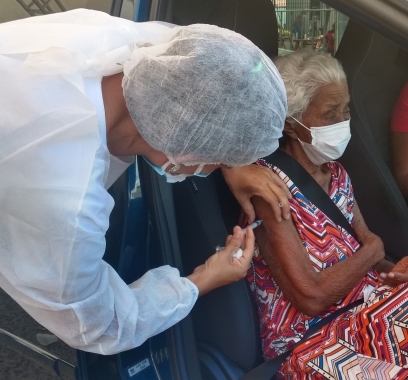 Vacinação para Idosos de 90 anos em Natal continua nesta sexta