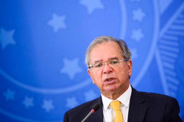 Guedes: 'empurrar custo' para gerações futuras é caminho para virar a Venezuela