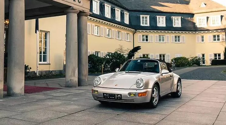 Porsche que pertenceu a Maradona vai a leilão