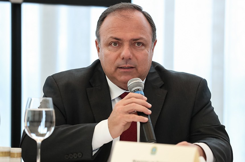 Governo resolve comprar 'todas as vacinas disponíveis' da Pfizer e da Janssen
