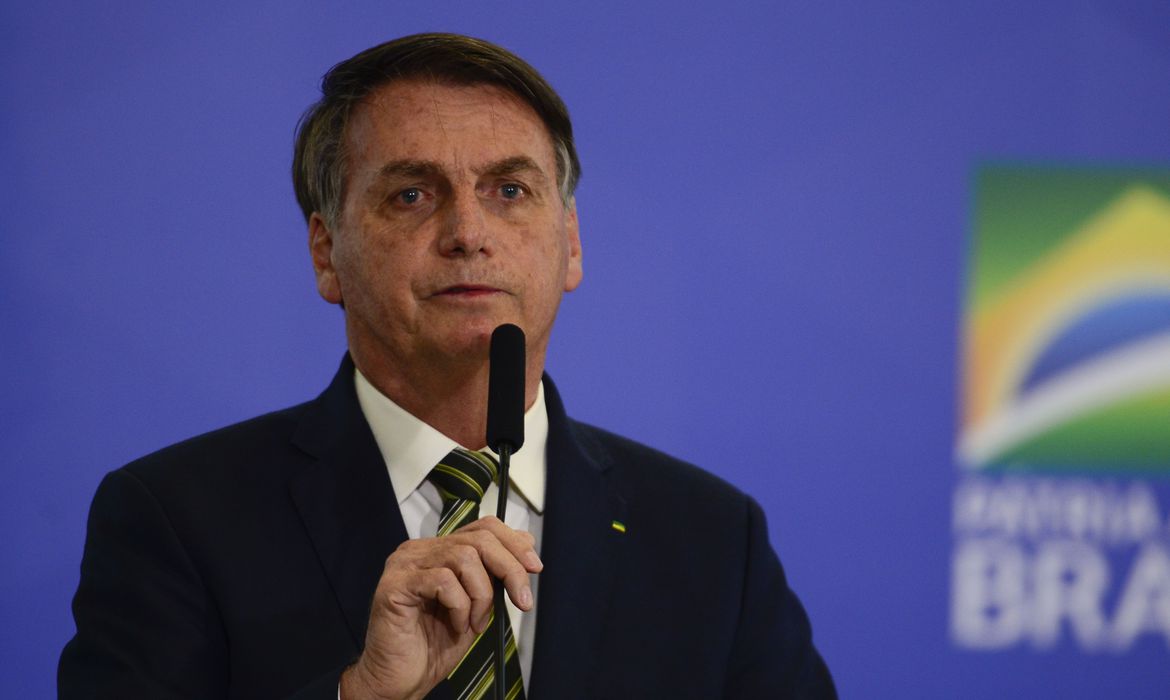 'No que depender de mim nunca teremos lockdown', diz Bolsonaro