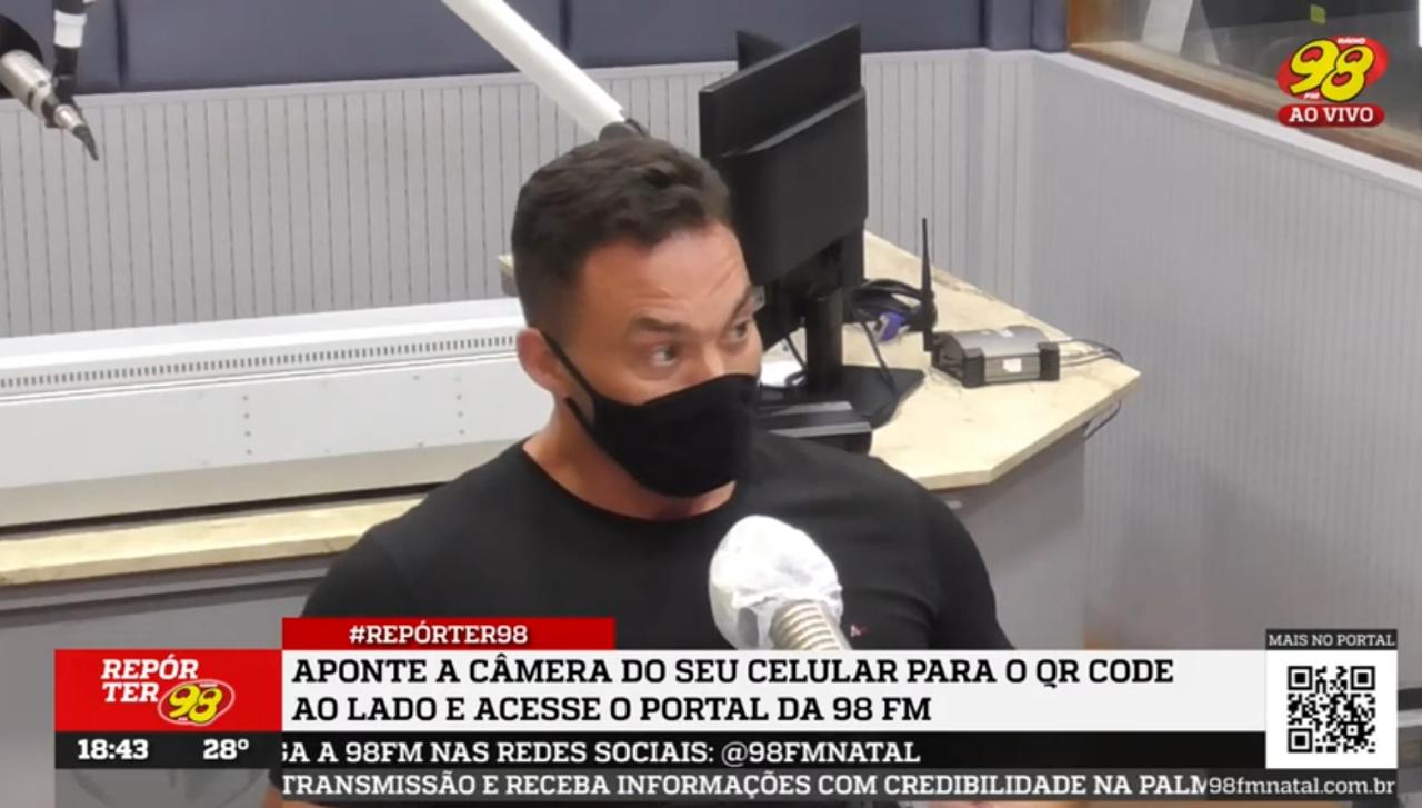 VÍDEO: Styvenson pede desculpas por truculência; assista