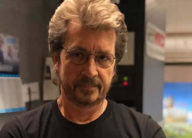 Cantor e compositor sucesso nos anos 80 morre aos 72 anos