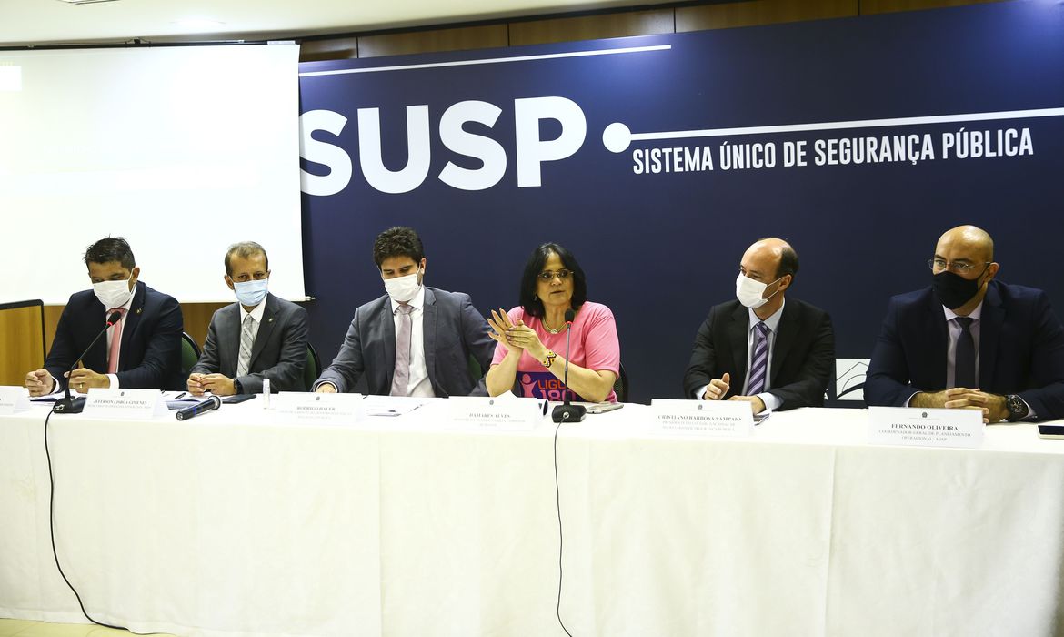 Megaoperação em todo o país combate crimes contra as mulheres