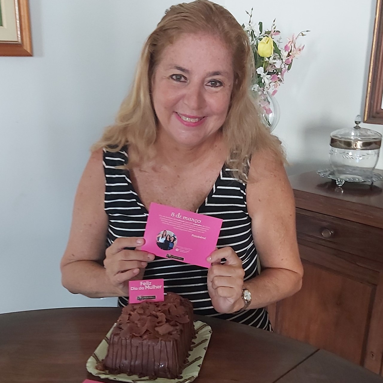 Sodie doces em Natal homenageia jornalistas mulheres pelo seu dia