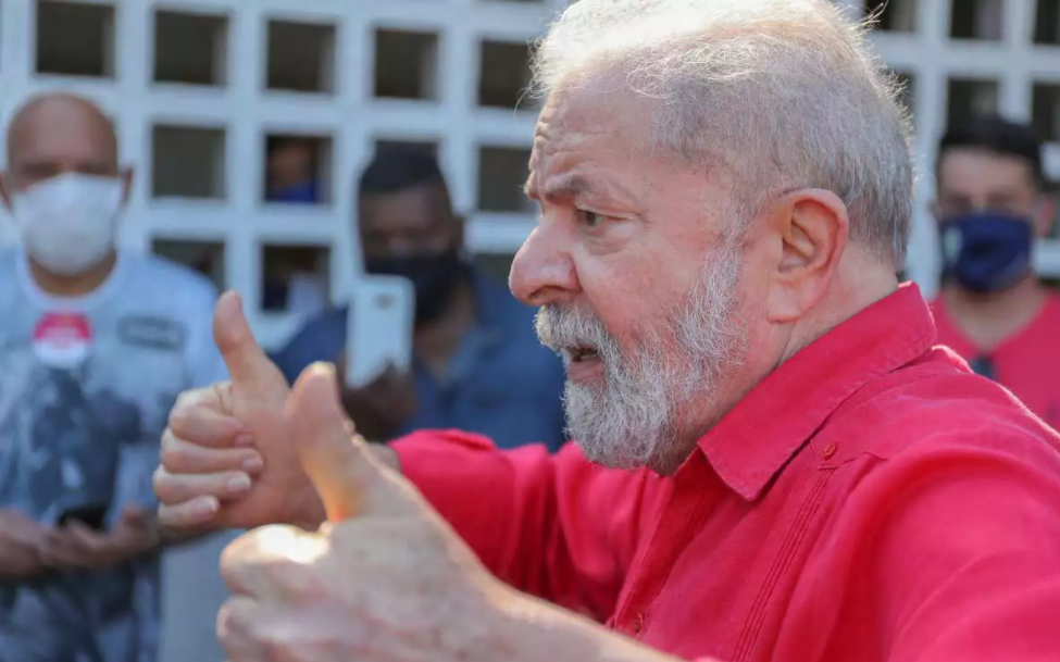 Fachin anula atos processuais na operação Lava Jato e torna Lula elegível