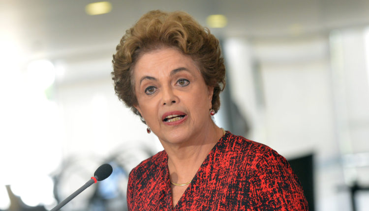 Ciro chama Dilma de “aborto”, e petista responde: “variante de Bolsonaro”
