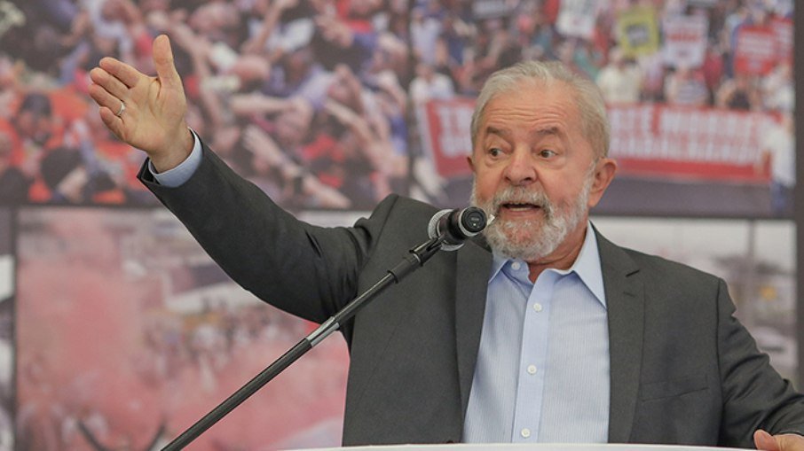 'Fui vítima da maior mentira jurídica contada em 500 anos de história', diz Lula