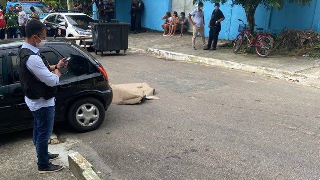 Vereador e filho são assassinados a tiros no Rio